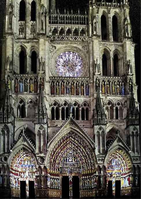 Facciata della cattedrale di Amiens durante la rappresentazione: Policromie della Cattedrale 