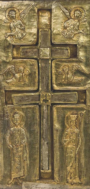 Stauroteca a doppia traversa, XI secolo, oreficeria, Abbazia di San Silvestro I Papa di Nonantola, Tesoro dell’Abbazia, esposta nel Museo Benedettino e Diocesano d’Arte Sacra di Nonantola (MO)