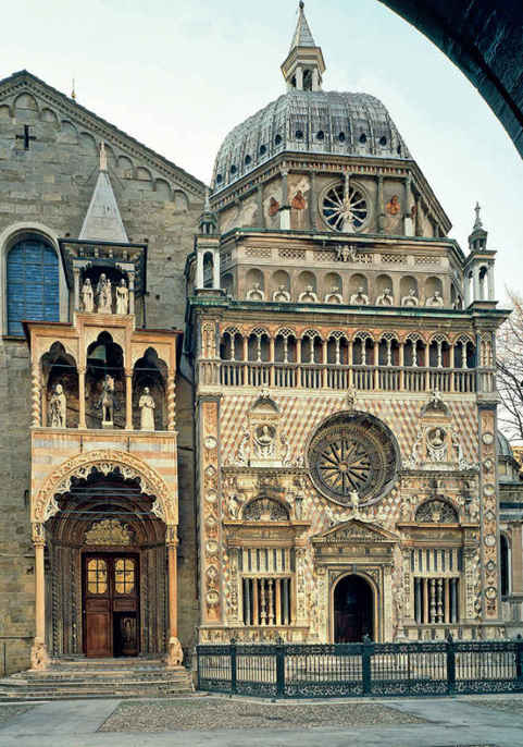 Portale settentrionale della basilica di S. Maria Maggiore e Cappella Colleoni, Bergamo