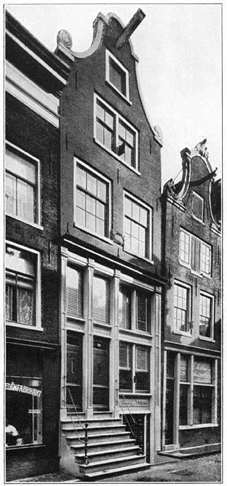 HUIS IN DE KORSJESPOORTSTEEG TE AMSTERDAM,